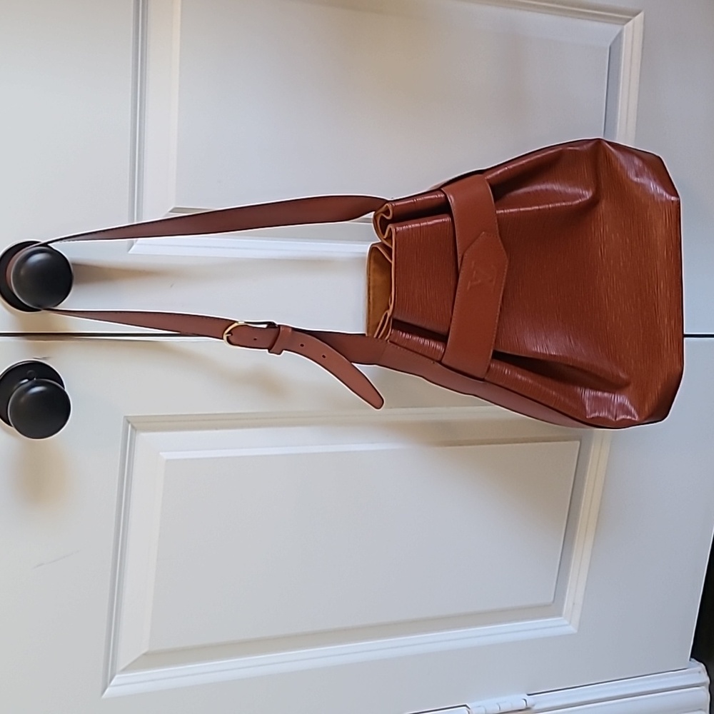 Louis Vuitton Tan Leather Shoulder Bag